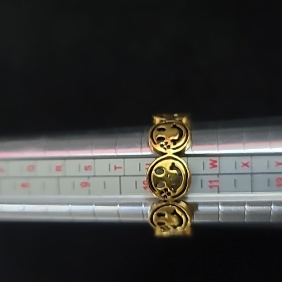 Smiley Face Ring Size 10-10.5 - Picture 4 of 4